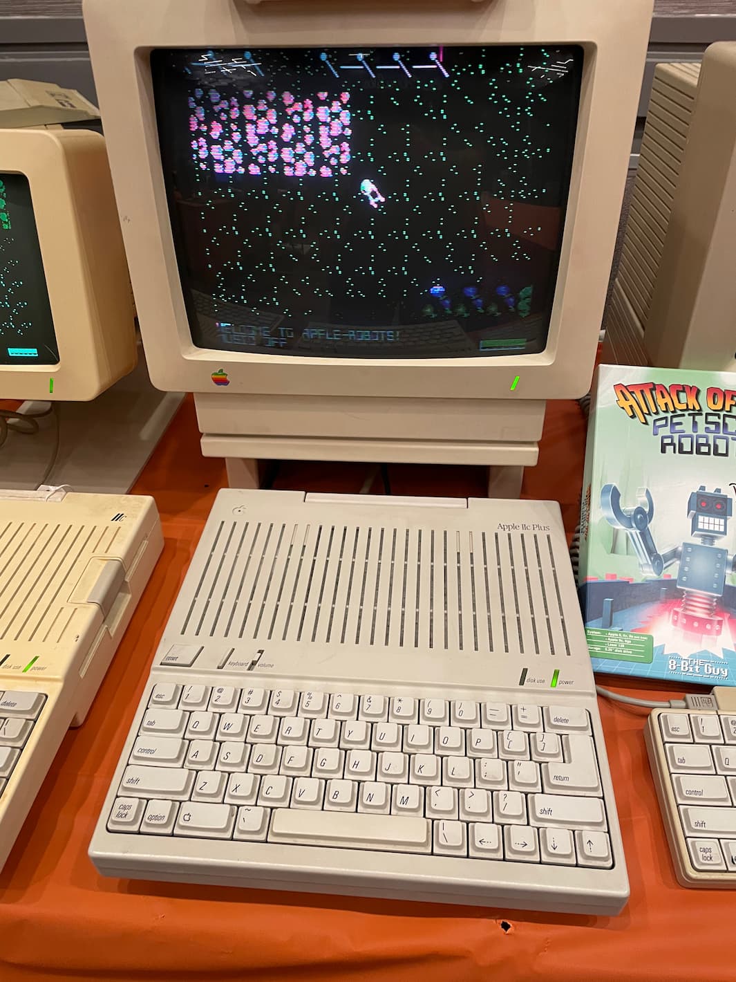 An Apple IIc Plus
