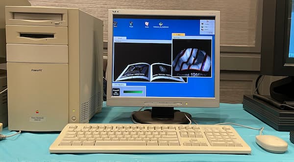 A Power Macintosh 8500/120 running BeOS R3